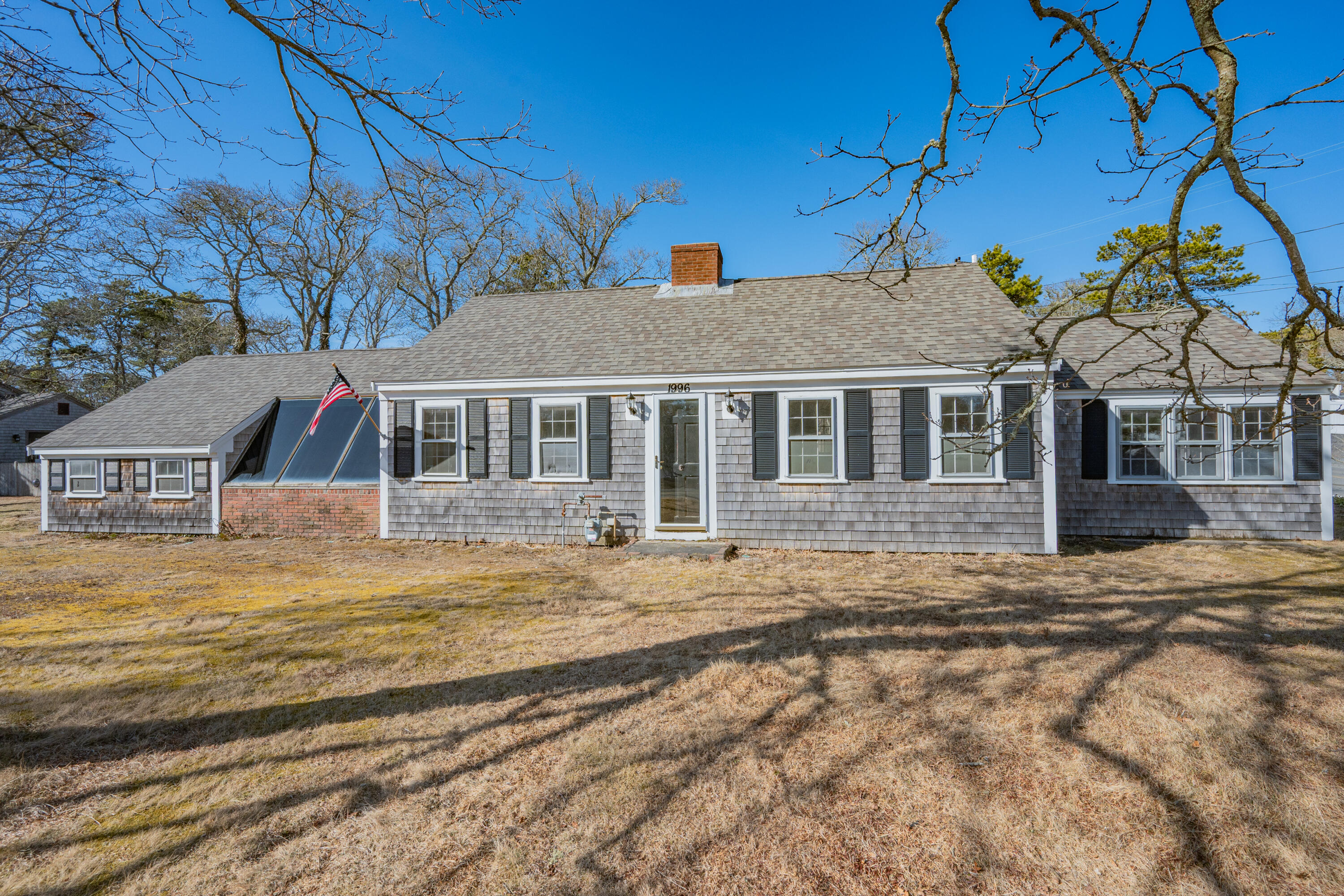 Welcome to 1996 Main St, Chatham!