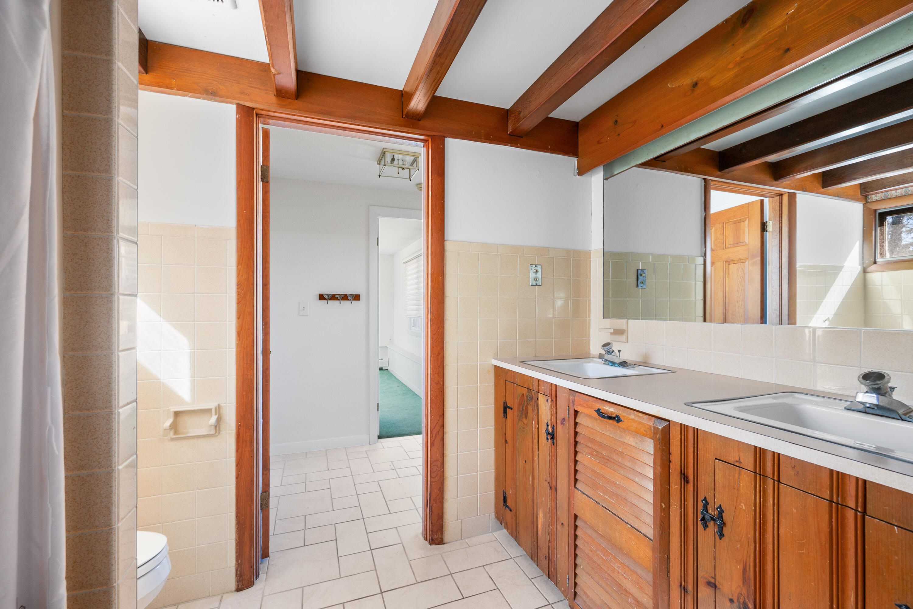 1996 Main Street Chatham, MA 02633 - Photo 27 of 55 Full Bath 2