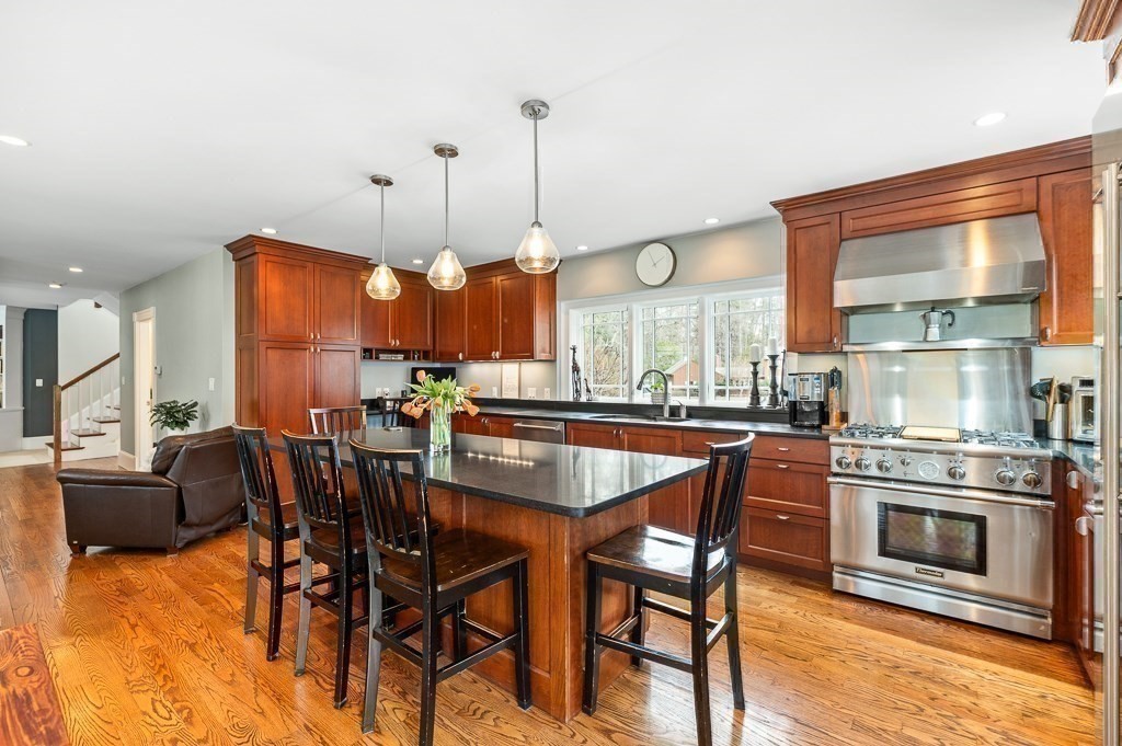 25 Juniper Street Wenham, MA 01984 - Photo 14 of 42