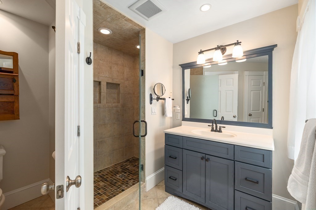 25 Juniper Street Wenham, MA 01984 - Photo 23 of 42