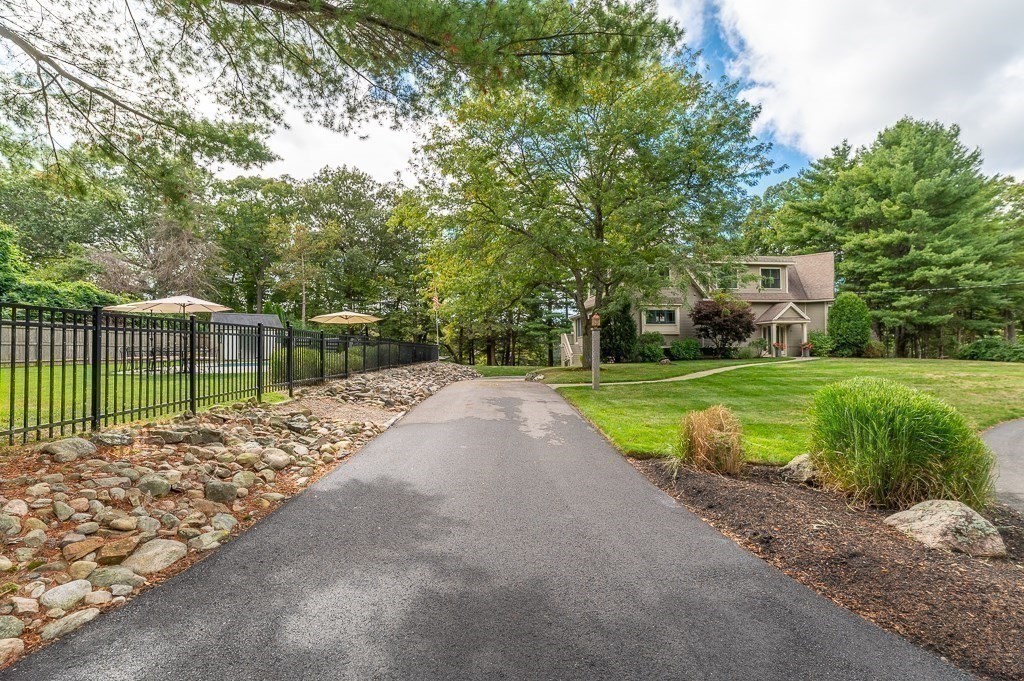 25 Juniper Street Wenham, MA 01984 - Photo 34 of 42