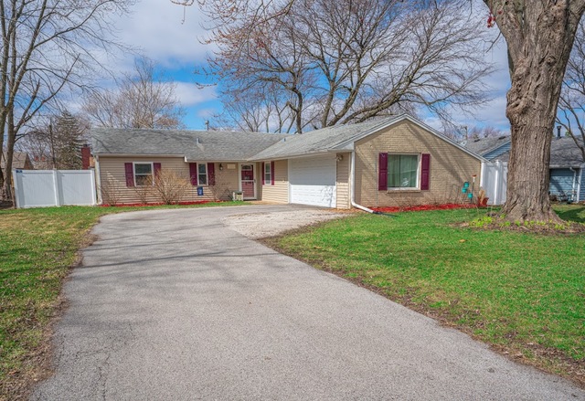 125 Mellbrook Road Bolingbrook, IL 60440 - Photo 1 of 41