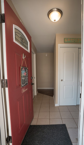 125 Mellbrook Road Bolingbrook, IL 60440 - Photo 3 of 41