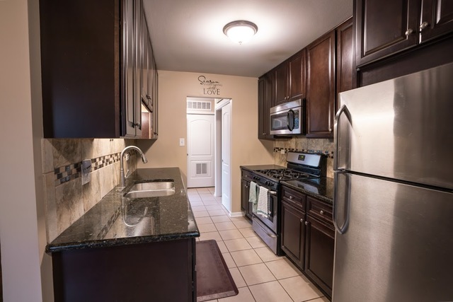 125 Mellbrook Road Bolingbrook, IL 60440 - Photo 24 of 41
