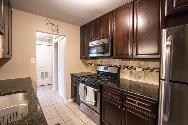 125 Mellbrook Road Bolingbrook, IL 60440 - Photo 25 of 41