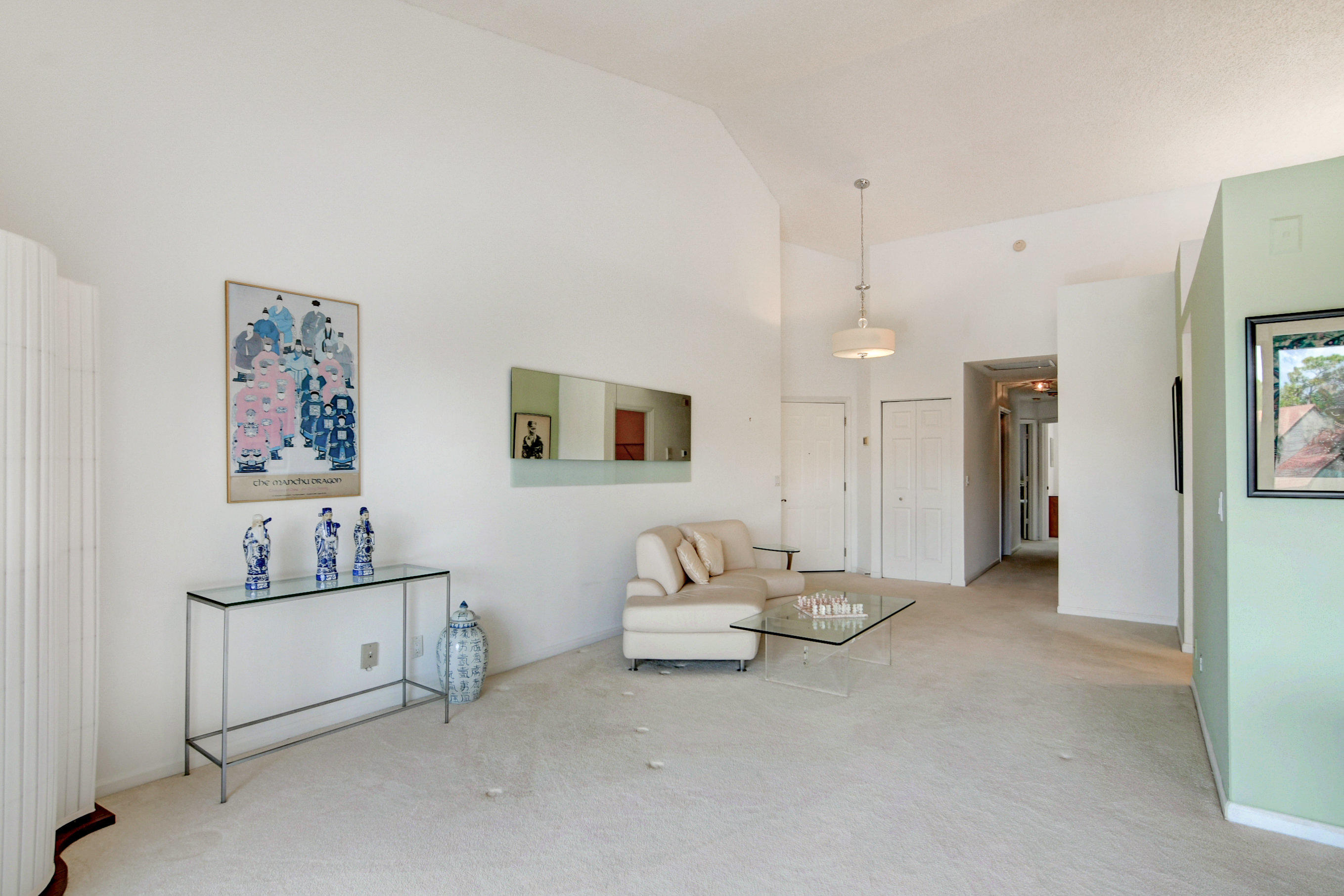 5771 Coach House Circle, Unit G Boca Raton, FL 33486 - Photo 9 of 72 Living Room