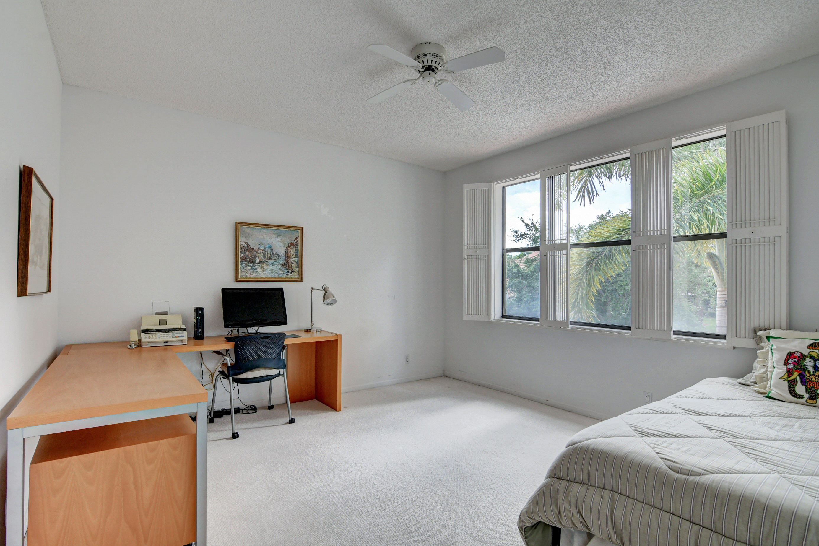 5771 Coach House Circle, Unit G Boca Raton, FL 33486 - Photo 28 of 72 Guest Bedroom