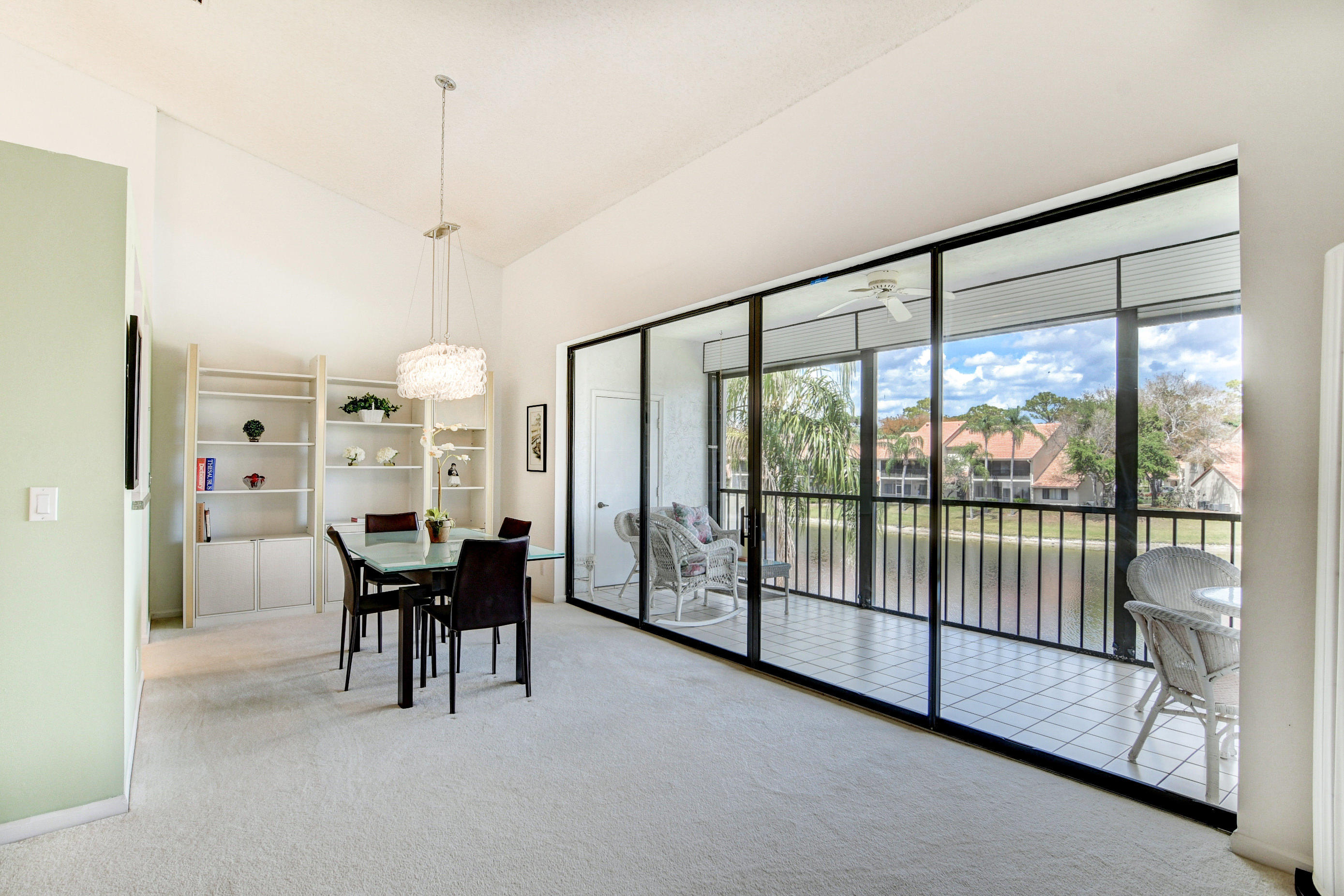 5771 Coach House Circle, Unit G Boca Raton, FL 33486 - Photo 4 of 72 Lots of Natural Light!
