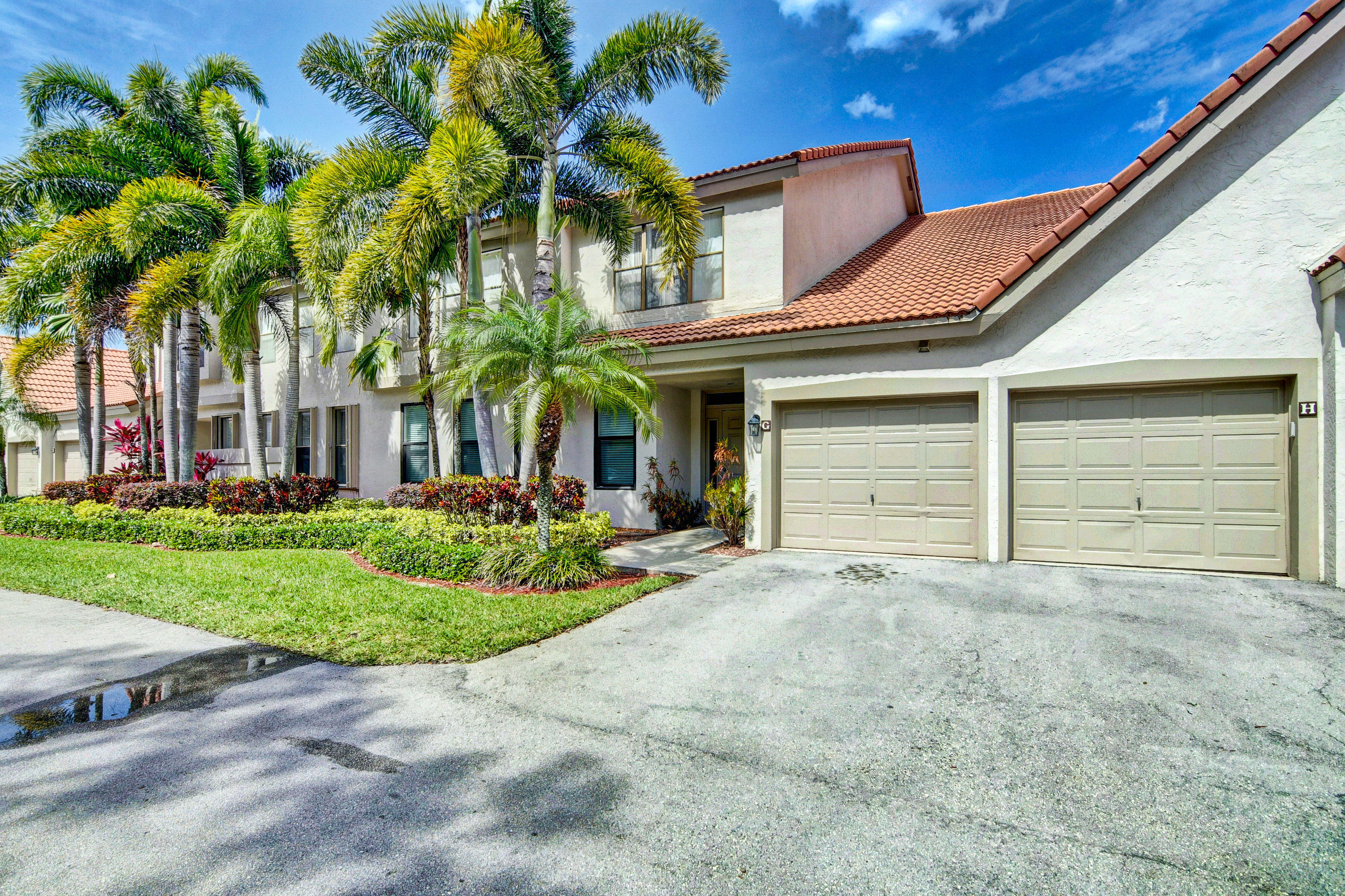 5771 Coach House Circle, Unit G Boca Raton, FL 33486 - Photo 54 of 72 Corner Garage