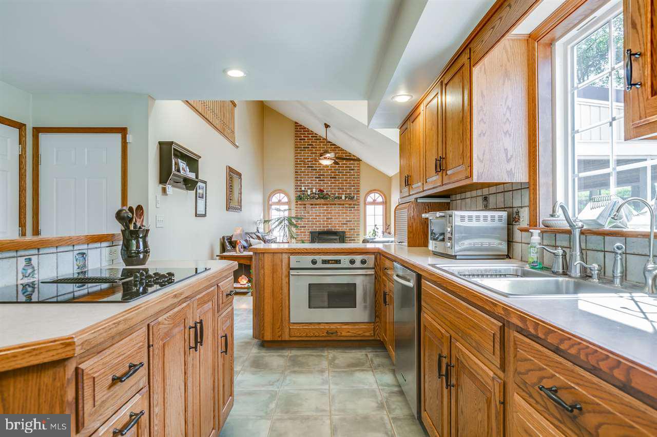 112 Kreider Road Palmyra, PA 17078 - Photo 5 of 25 Gallery Image 5