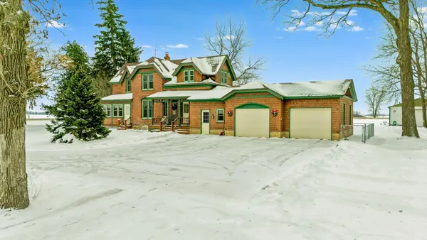 $395,000 | 17395 540 Avenue, Austin, MN 55912