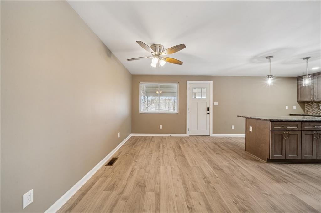 12305 Larimer Avenue Irwin, PA 15642 - Photo 7 of 39 EAT IN AREA OF KITCHEN