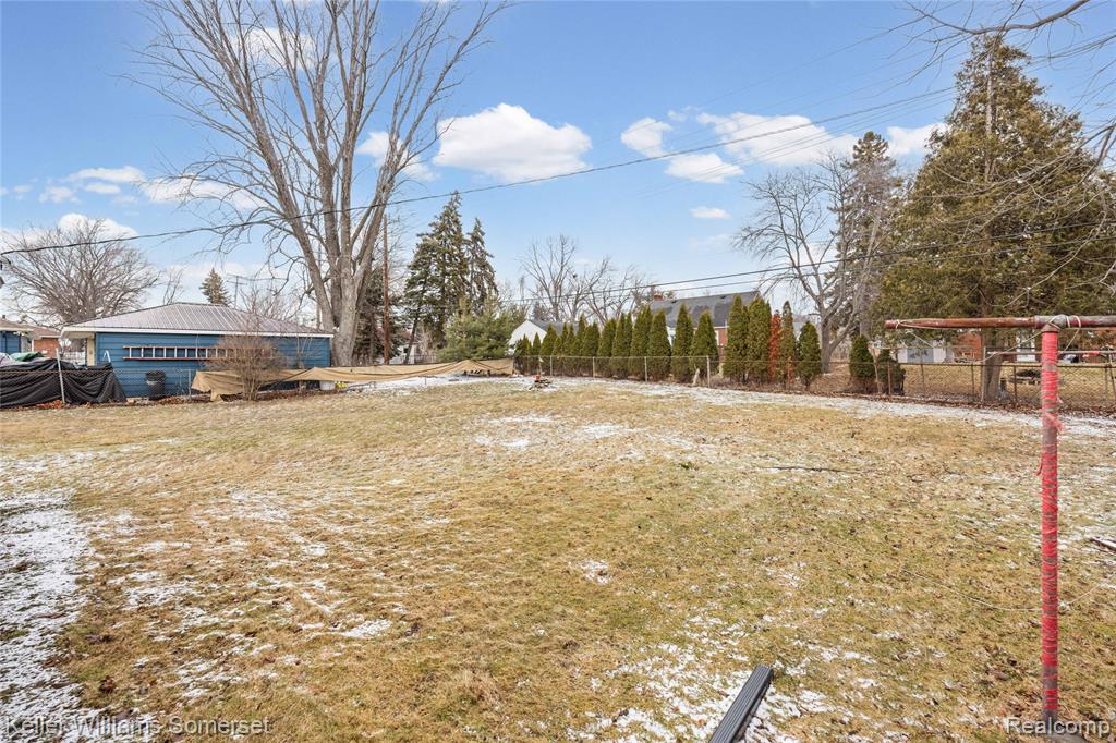 32694 Ruehle Avenue Warren, MI 48093 - Photo 28 of 33