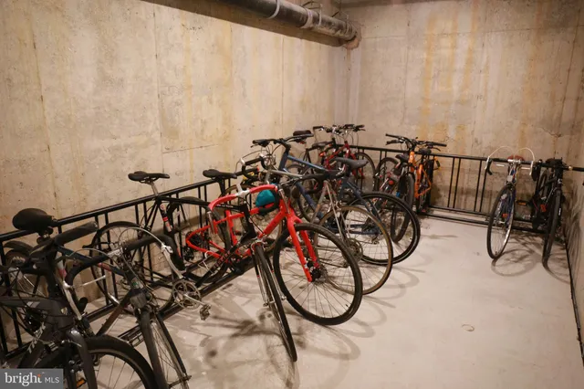 a view of an outdoor space