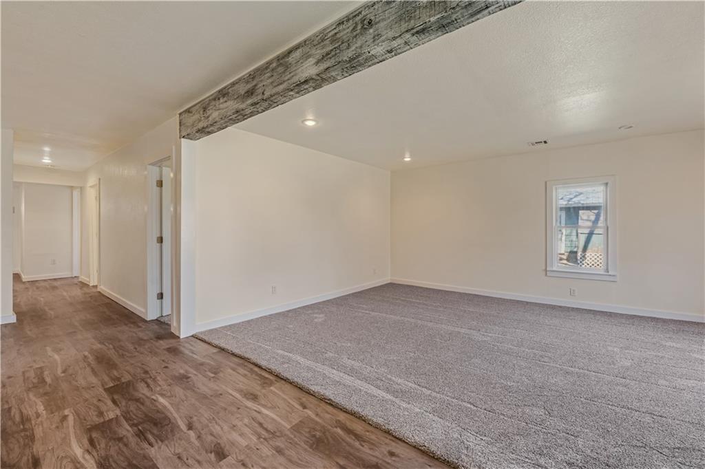 304 Chestnut Street La Monte, MO 65337 - Photo 11 of 64