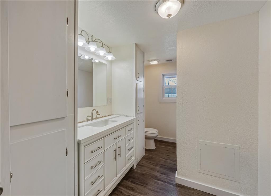 304 Chestnut Street La Monte, MO 65337 - Photo 32 of 64