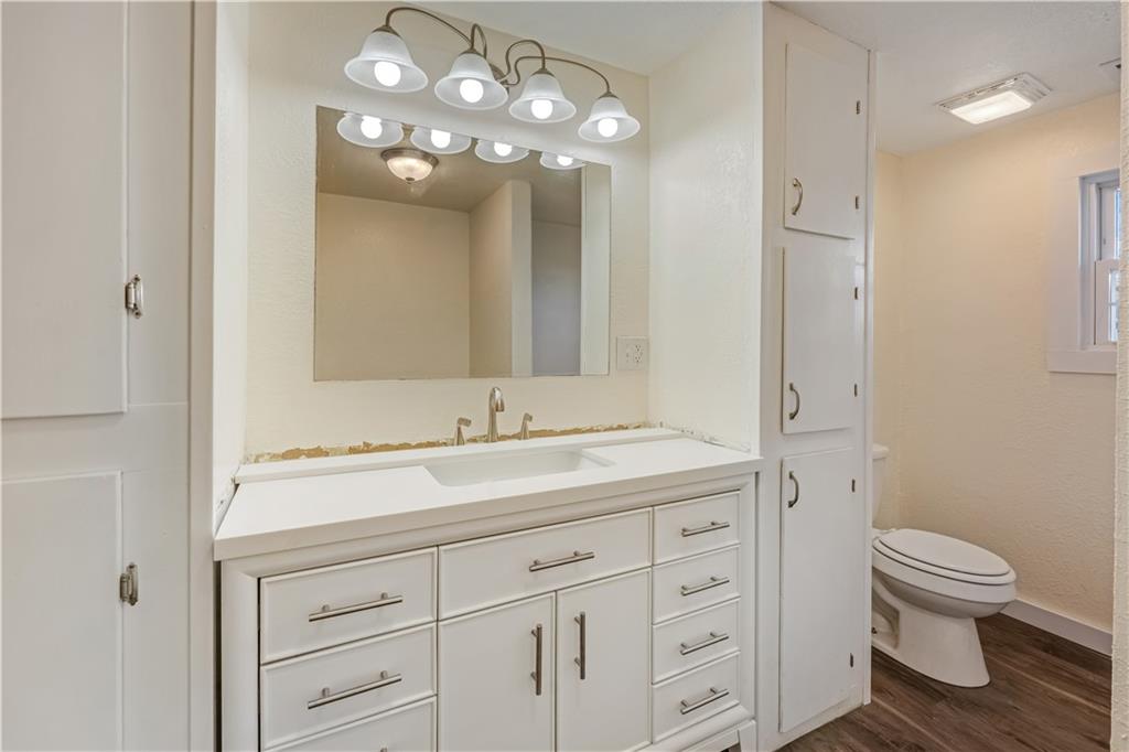 304 Chestnut Street La Monte, MO 65337 - Photo 35 of 64