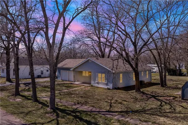 $210,000 | 304 Chestnut Street, La Monte, MO 65337