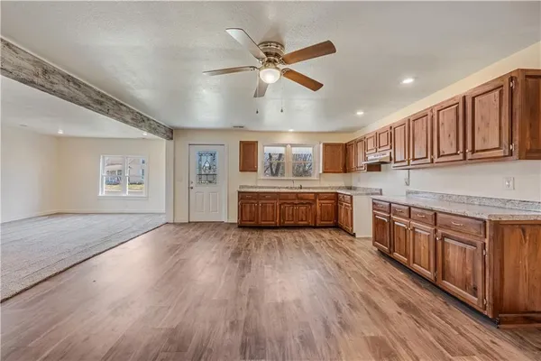 $210,000 | 304 Chestnut Street, La Monte, MO 65337