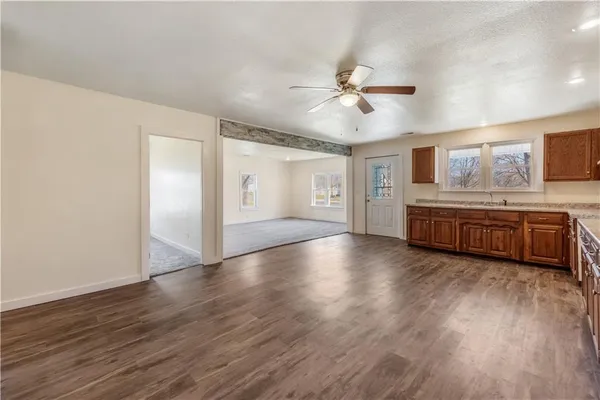 $210,000 | 304 Chestnut Street, La Monte, MO 65337