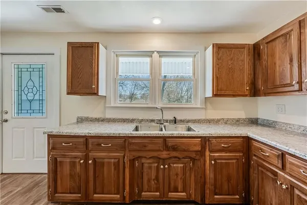 $210,000 | 304 Chestnut Street, La Monte, MO 65337