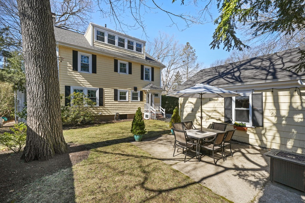 132 Cliff Road Milton, MA 02186 - Photo 23 of 27 Gallery Image 23