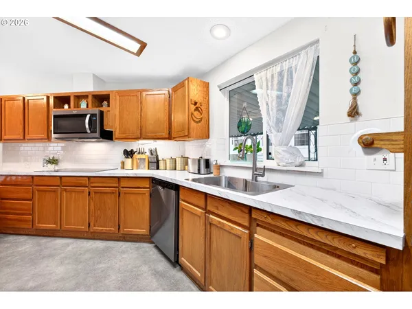 $145,000 | 100 Southwest 195th Avenue, Unit 122, Beaverton, OR 97006