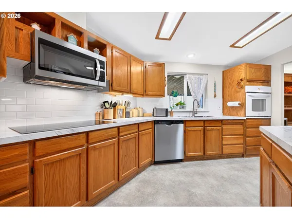 $145,000 | 100 Southwest 195th Avenue, Unit 122, Beaverton, OR 97006