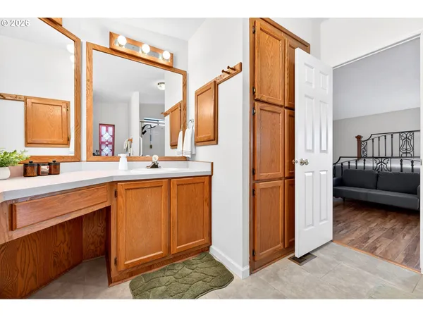 $145,000 | 100 Southwest 195th Avenue, Unit 122, Beaverton, OR 97006