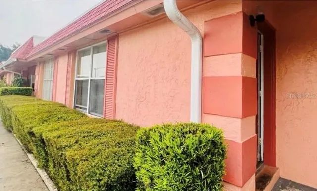 $1,350 | 2727 West Oak Ridge Road, Unit 4, Orlando, FL 32809