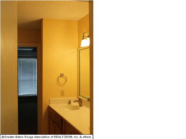 1682 Brightside Drive, Unit A Baton Rouge, LA 70820 - Photo 11 of 15 Gallery Image 11