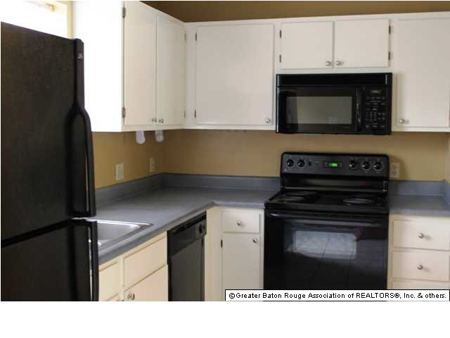 1682 Brightside Drive, Unit A Baton Rouge, LA 70820 - Photo 5 of 15 Gallery Image 5