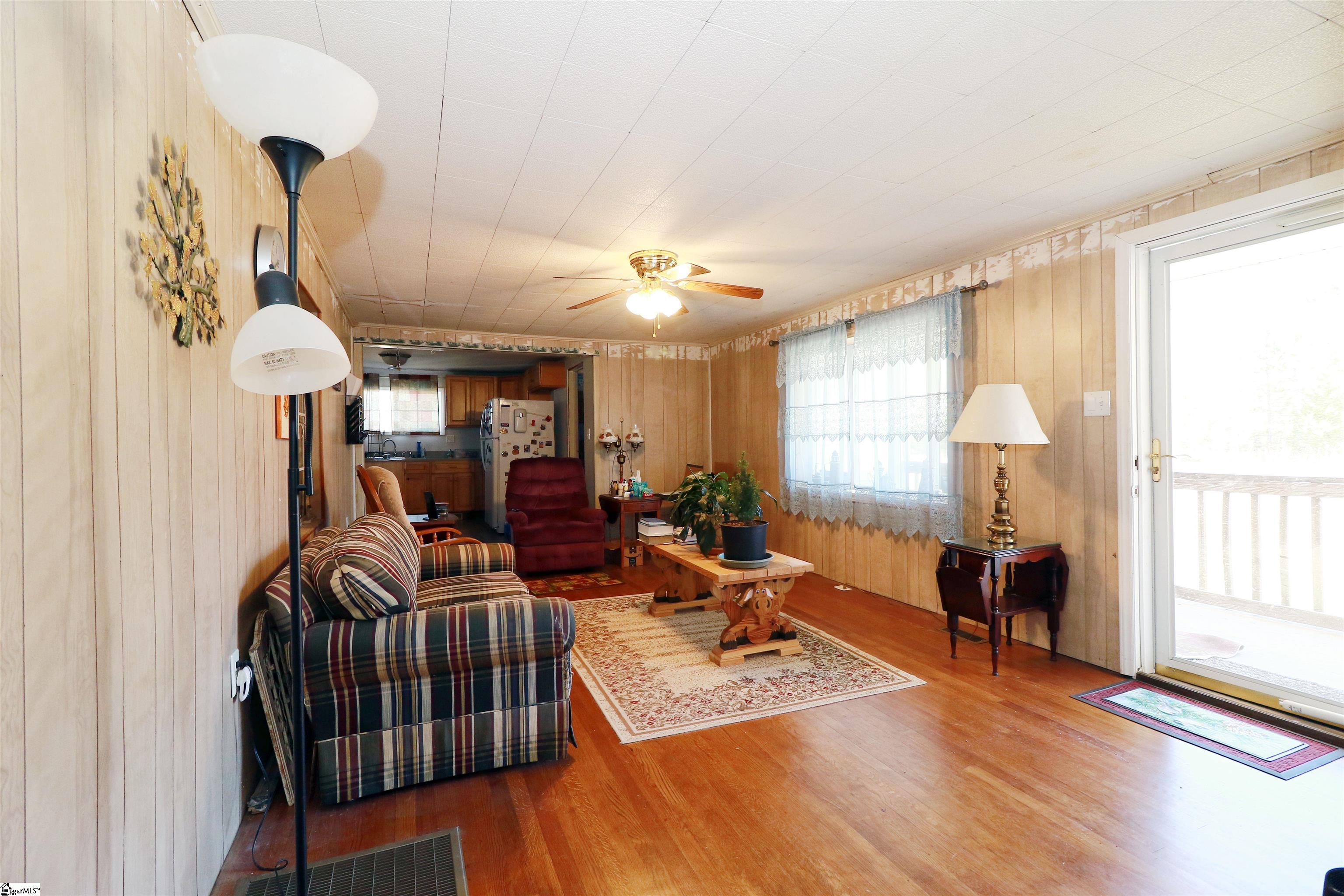 165 Melvin Hill Road Campobello, SC 29322 - Photo 5 of 18 Gallery Image 5