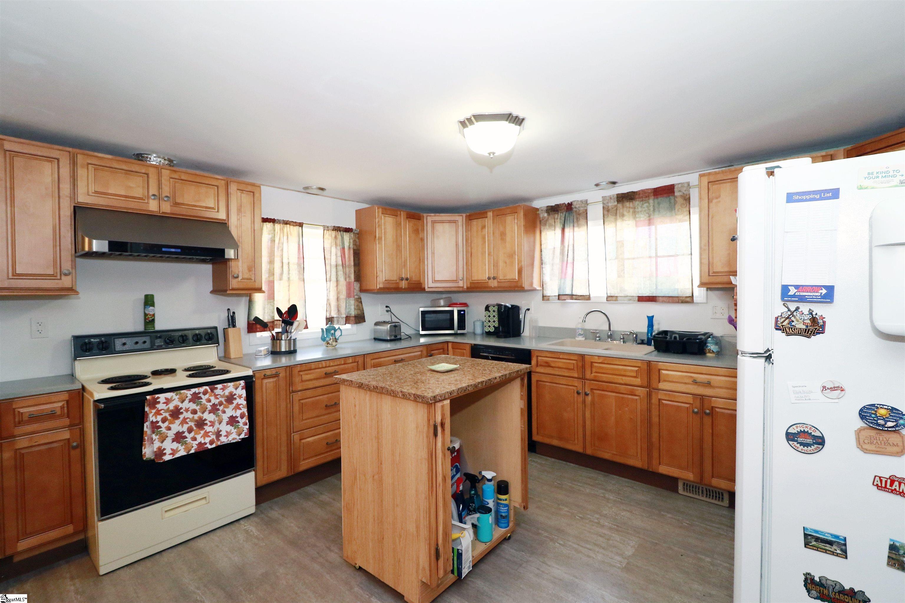 165 Melvin Hill Road Campobello, SC 29322 - Photo 10 of 18 Gallery Image 10