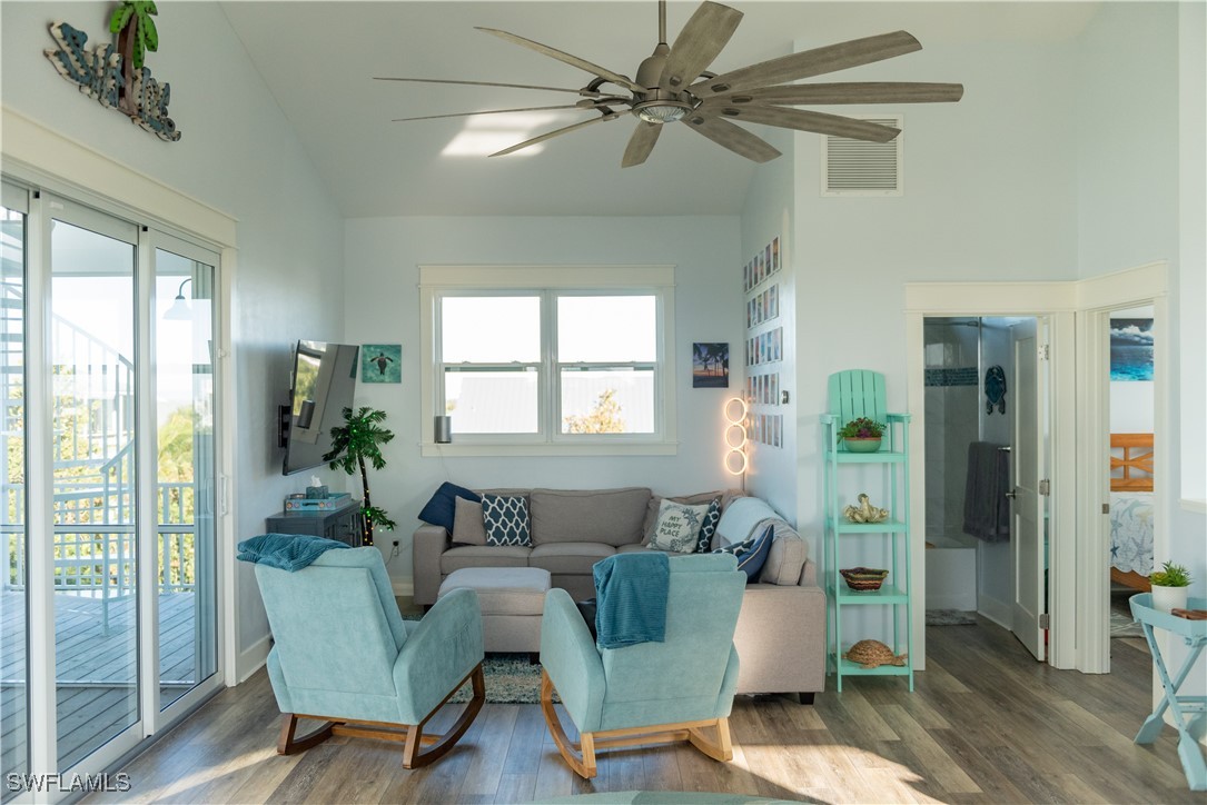 4500 Butterfly Shell Drive Captiva, FL 33924 - Photo 5 of 42 a living room with furniture and a window