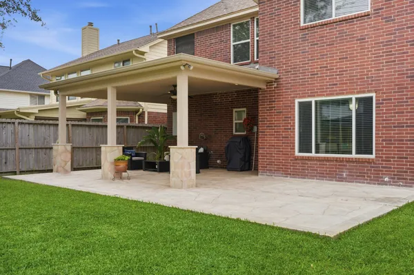 $389,000 | 7114 Trimstone Drive, Pasadena, TX 77505