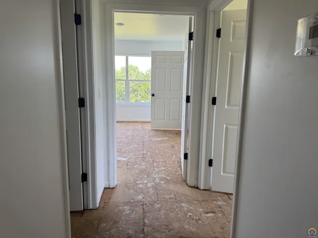 $425,000 | 13450 South Topeka Avenue, Carbondale, KS 66414