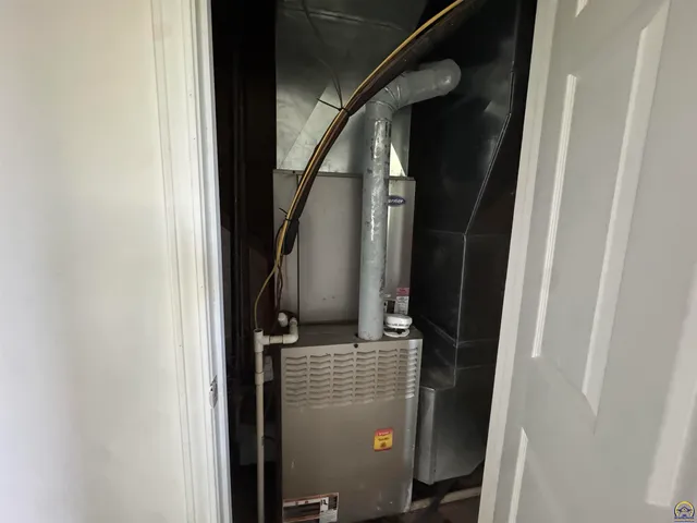 $425,000 | 13450 South Topeka Avenue, Carbondale, KS 66414