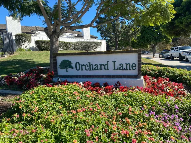 a view of sign board