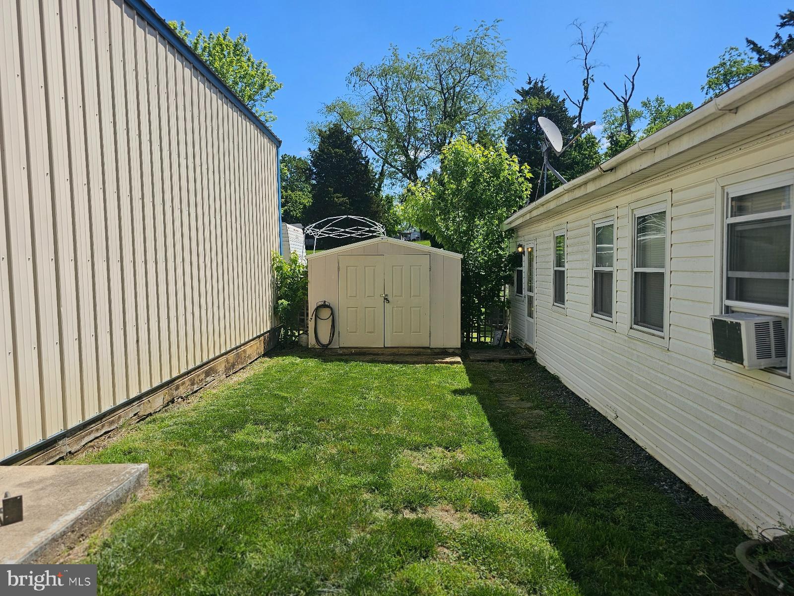 123-124 Palute Circle, Unit GLEN 8 Earleville, MD 21919 - Photo 17 of 40 a view of a house with backyard