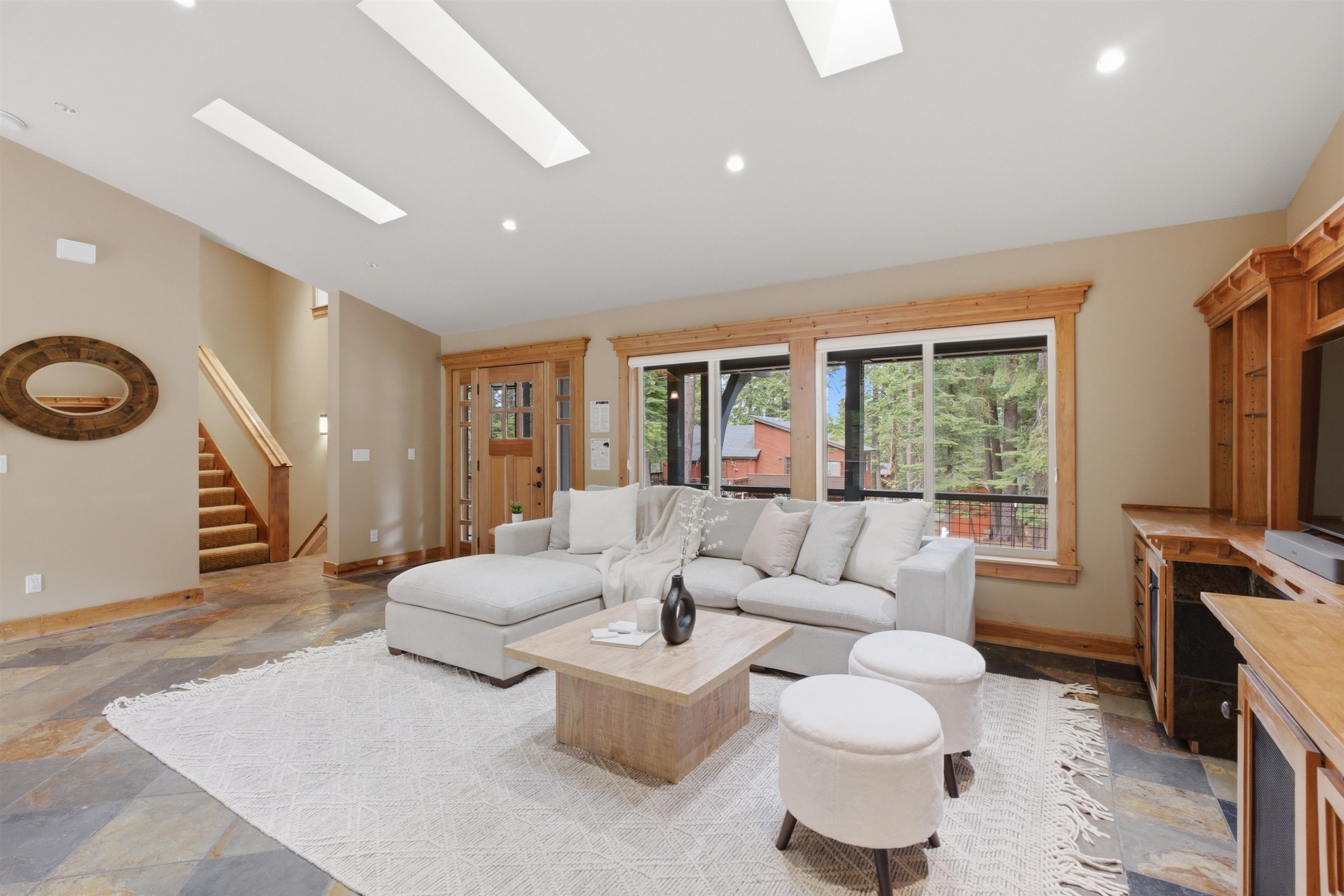 836 Holly Road Tahoe City, CA 96145 - Photo 5 of 23
