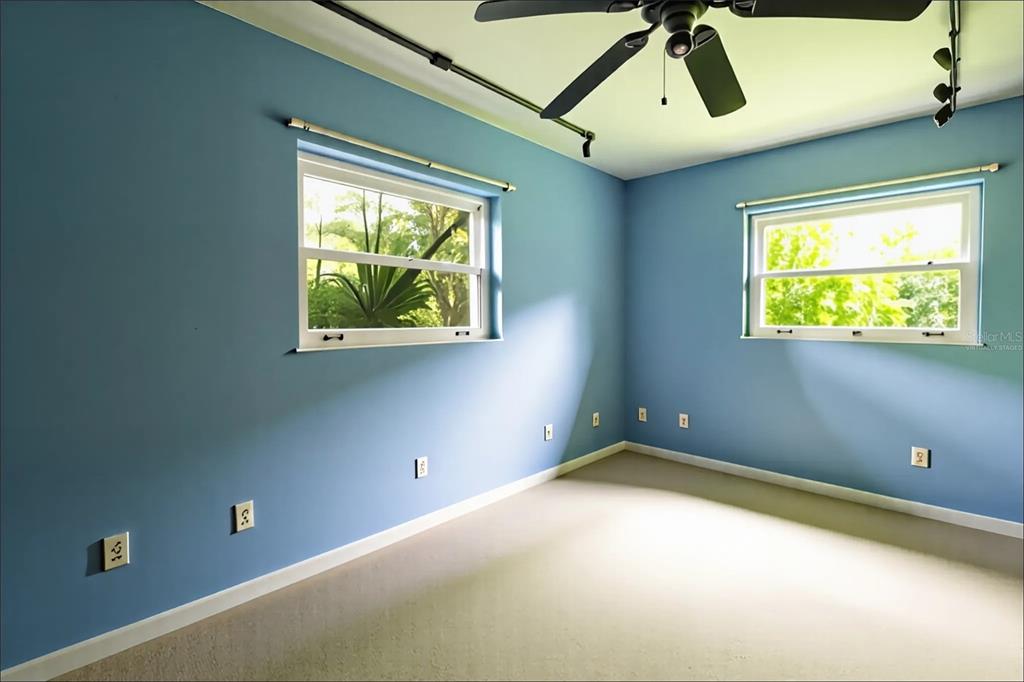 12230 137th Street Largo, FL 33774 - Photo 23 of 44