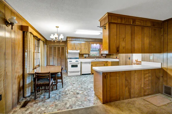 $325,000 | 224 Walnut Street, North, SC 29112