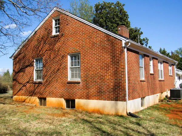 a backyard of a house