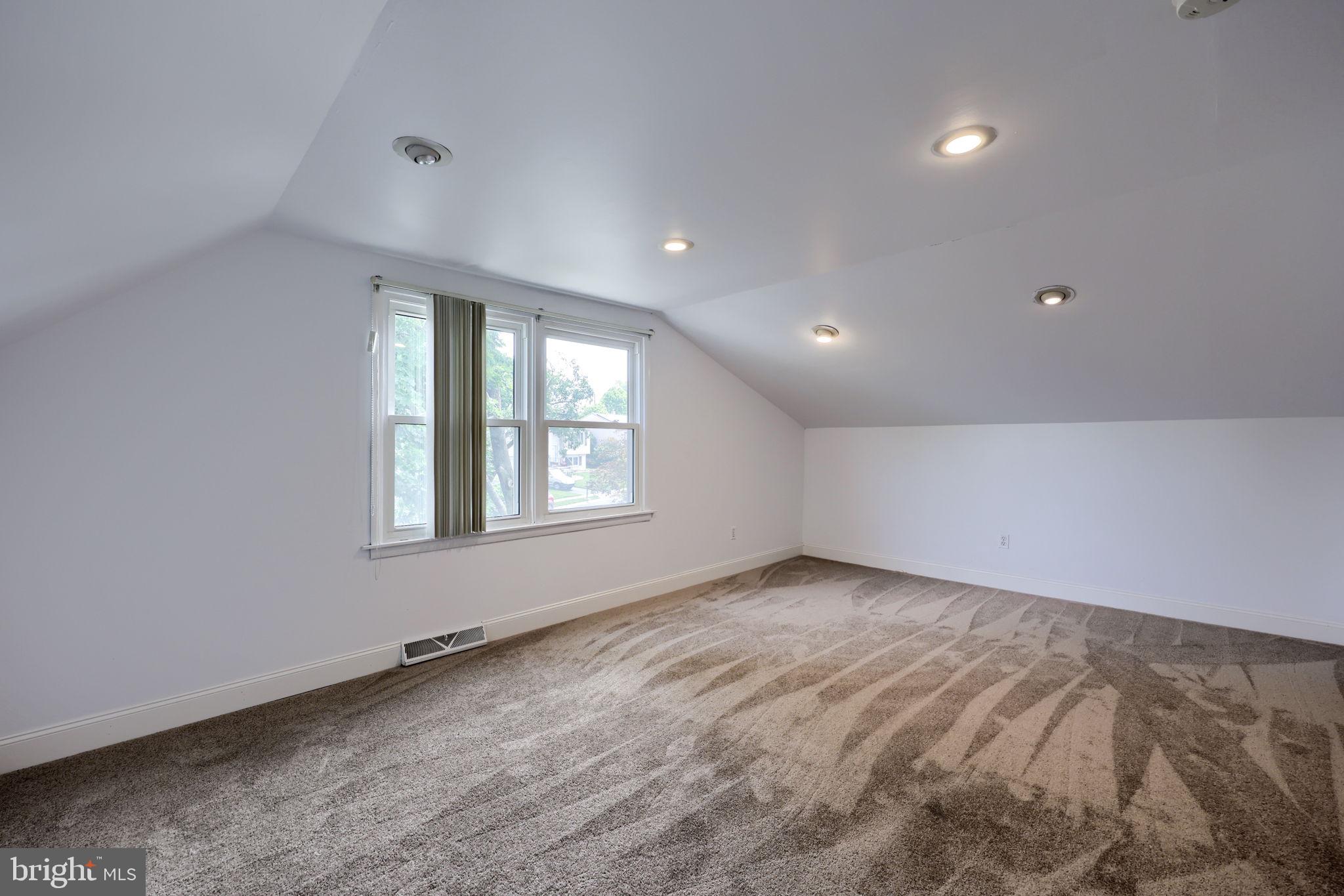 1604 Robert Road Lancaster, PA 17601 - Photo 26 of 36