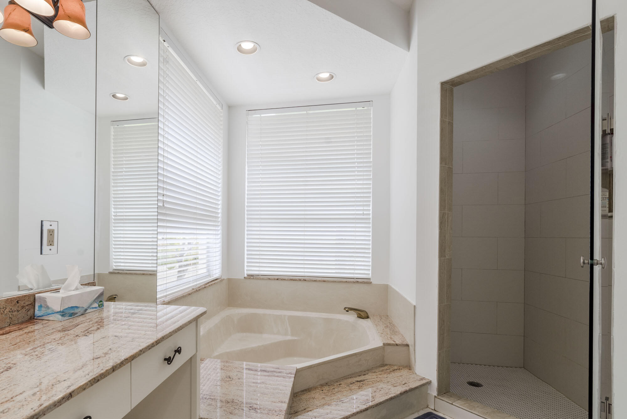 20 Dunbar Road Palm Beach Gardens, FL 33418 - Photo 14 of 25 _IMG6870
