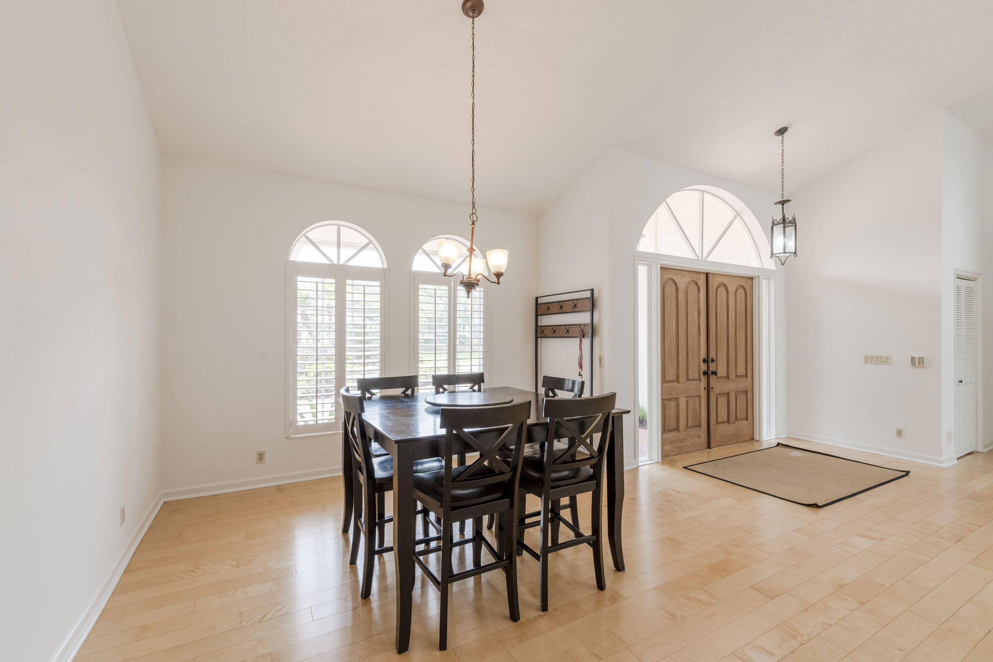 20 Dunbar Road Palm Beach Gardens, FL 33418 - Photo 6 of 25 _IMG6857