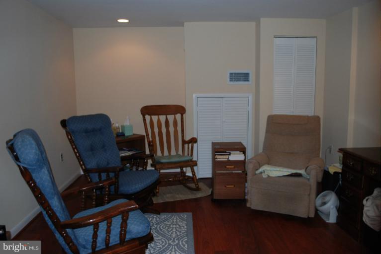 16209 Old Frederick Road Mount Airy, MD 21771 - Photo 22 of 30 Office