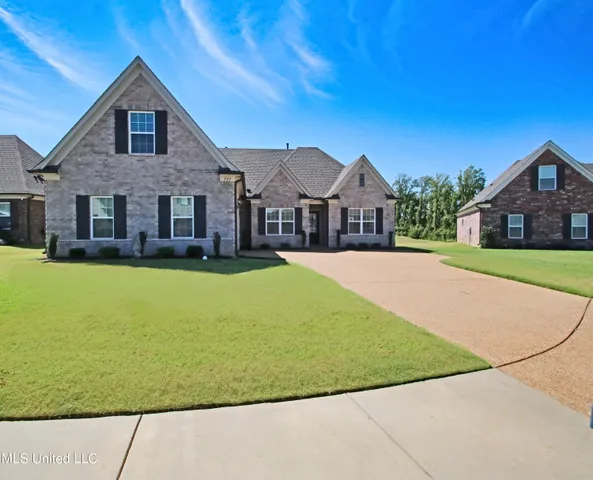 $338,000 | 727 Holiday Cove, Hernando, MS 38632