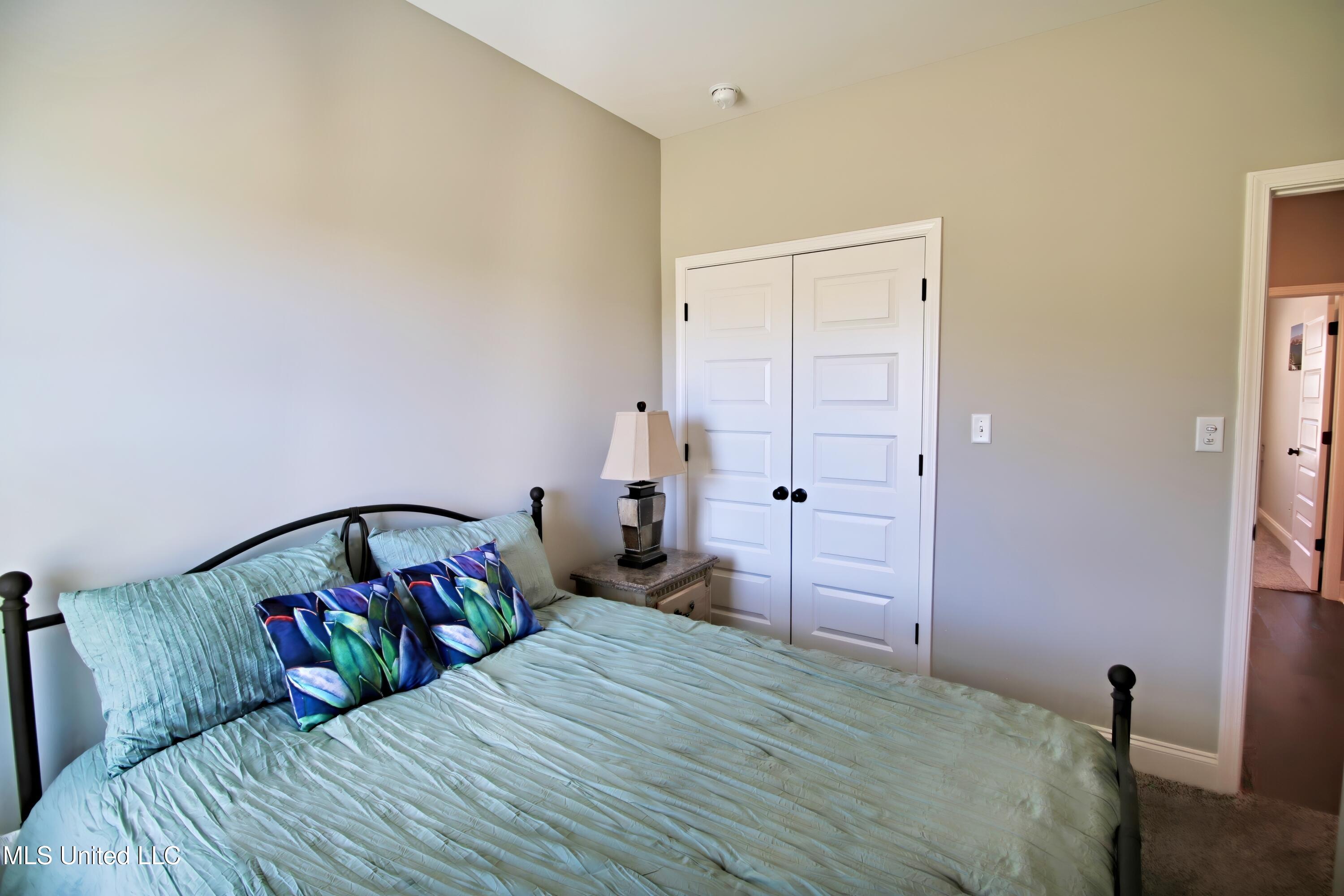 727 Holiday Cove Hernando, MS 38632 - Photo 17 of 26 Bedroom #2